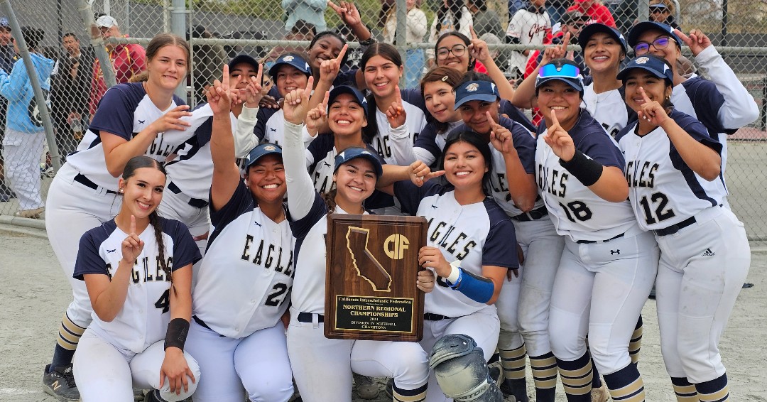 CIFState's tweet photo. 🥎🏆 Congratulations to the Everett Alvarez Eagles (@AthleticsEAHS @Alvarezsoftball) – 2024 CIF NorCal Softball Division IV Champions! https://t.co/HeOsGkhdi3