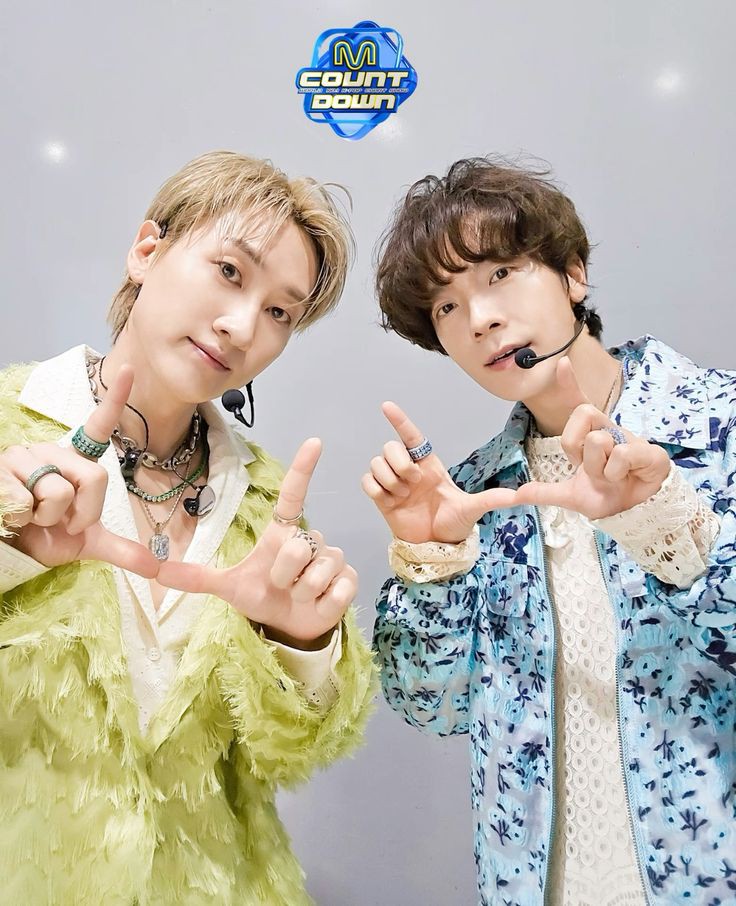 LissyGutierrez3's tweet photo. #GGB Salió del top 5 🥺 #ELF,#ANNIE Y #BYEOLNIM Porfavor !!🙏 no olvides dar tu voto todos los días.
PRETTY GGB FOR DNE.
#DnE_PrettyGGB
#슈퍼주니어DnE
#SIX_ZERO_SIX @SJ_DnE_official @AllRiseSilver @donghae861015 https://t.co/ekdZaYJVlt