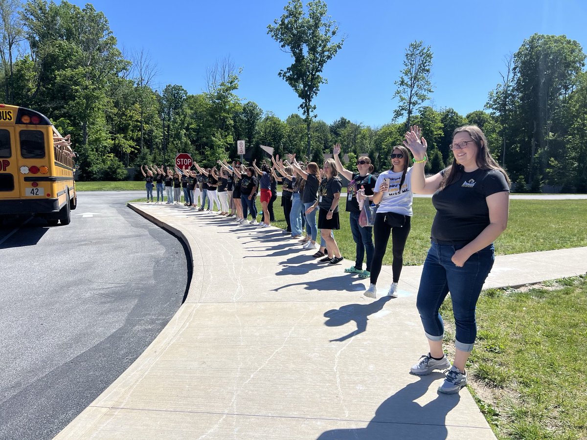 Parkside traditional send off for the summer. All staff waving “bye for now”. We will see everyone in August. Best of luck to our 5th graders heading off to LaMuth!!
