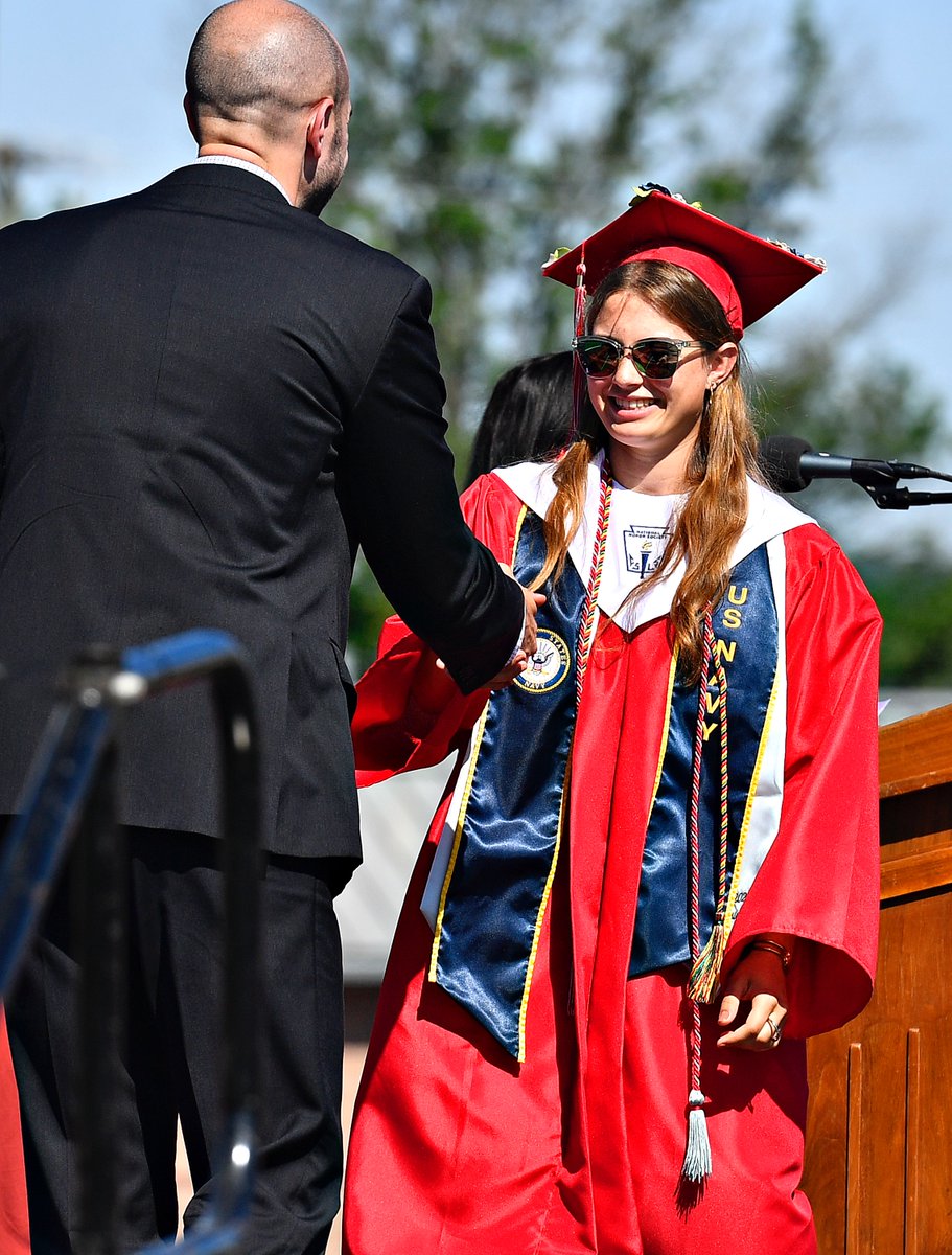 Dawn J. Sagert tweet media