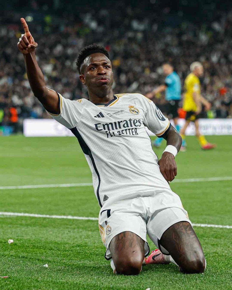 Alec64240149's tweet photo. Congrats team Real Madrid! You are the champion. Tony Kross, you are well deserved! https://t.co/vkVnqihPZI