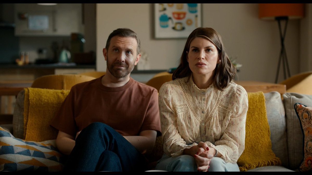 AspenP13's tweet image. Richard Manners from #Geekgirl is quite possibly the best teen drama dad of the year! He’s goofy and charming, while being a strong supportive presence in his daughter’s life. He just lives Harriet so much and provides a true safe space!