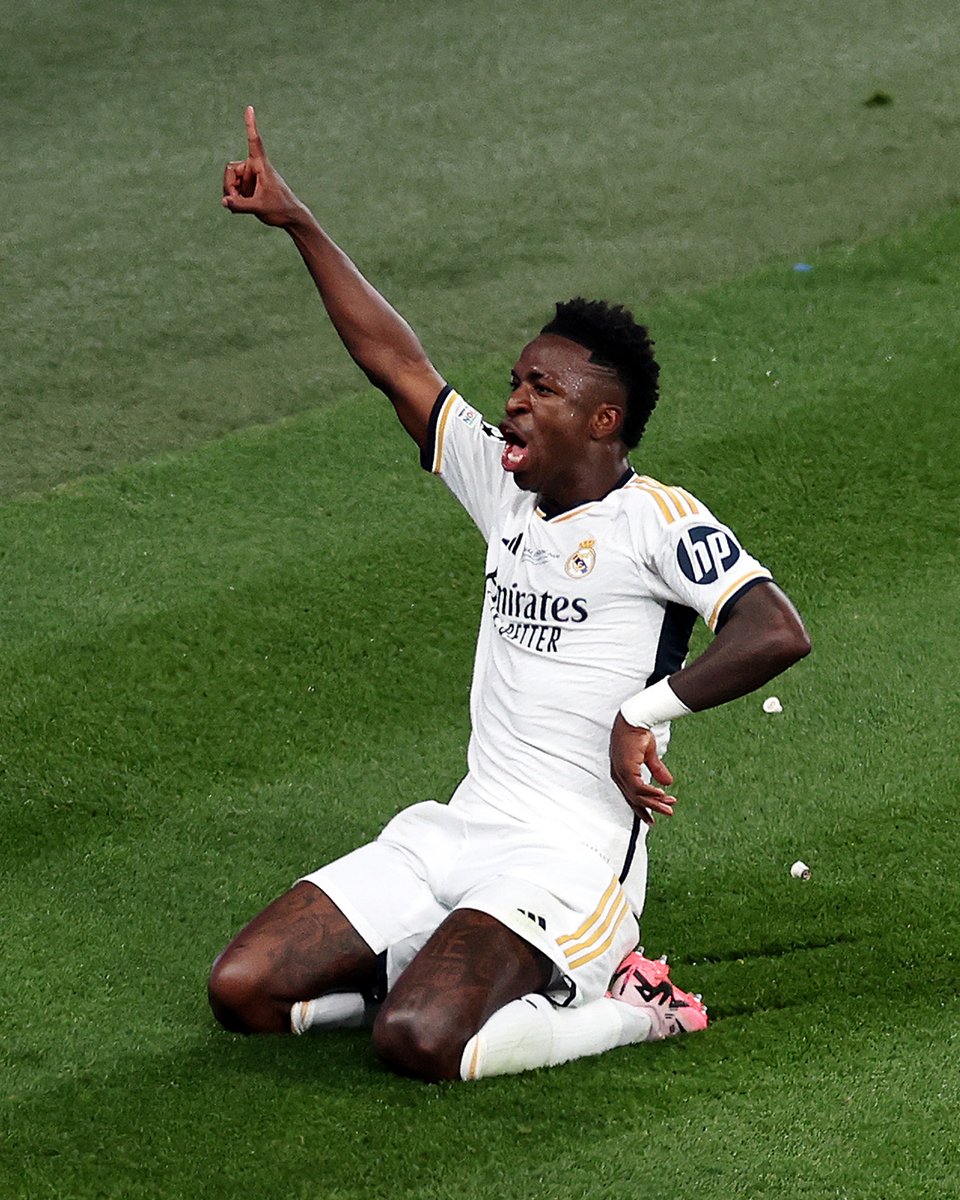 Su golazo en octavos contra el RB Leipzig, su par de asistencias en cuartos contra el Manchester City, su doblete en semifinales contra el Bayern Munich y su gol en la final contra el Borussia Dortmund. Ahora mismo, NO HAY JUGADOR MÁS DECISIVO que Vinicius Júnior. EL CRACK DE LOS