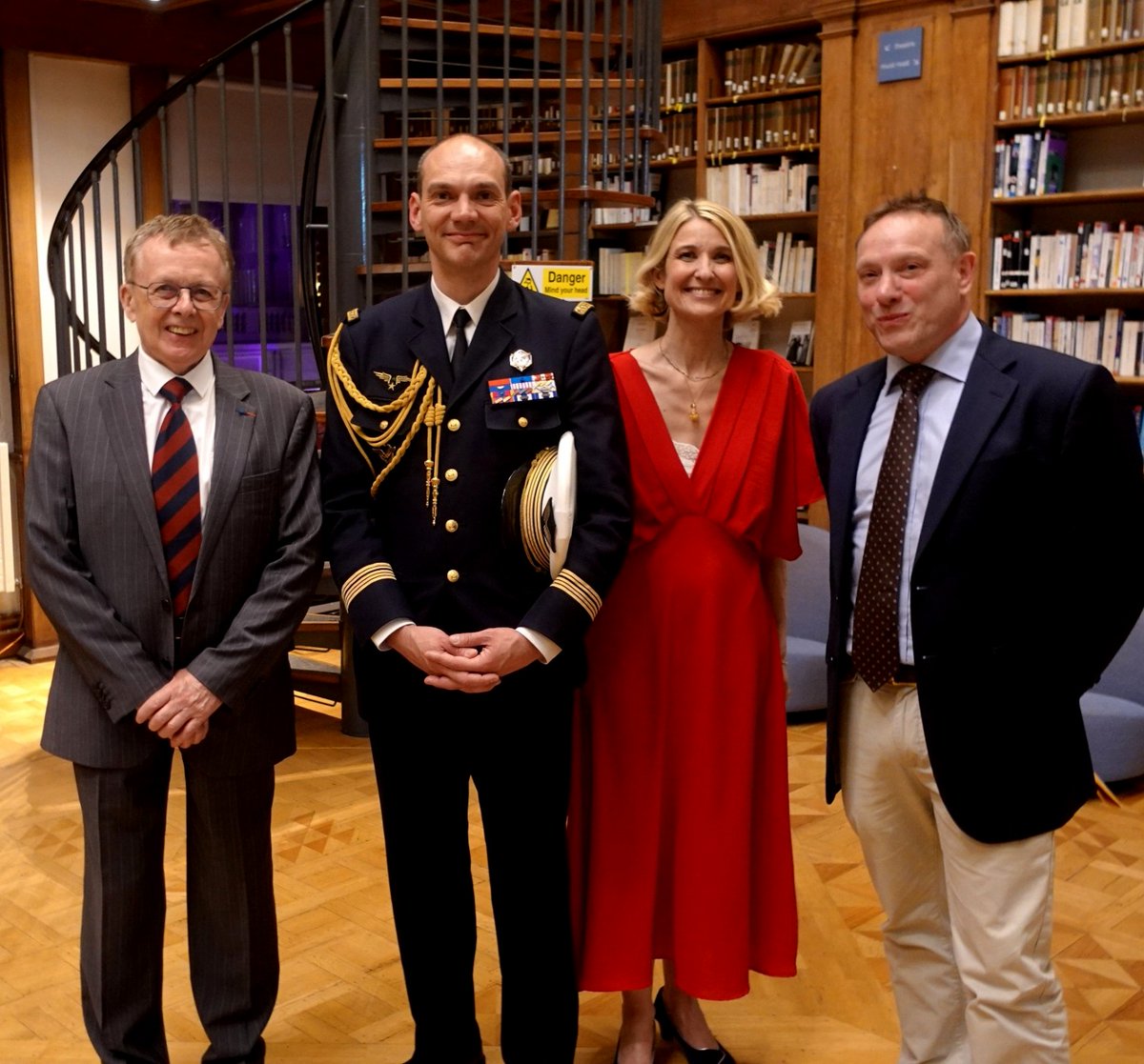 Last night in London, first screening "On His Majesty's Secret Service" by French film director Cécile Coolen re: British organisation of French Resistance for D-Day. Plus largest gathering of families of wartime French &amp; British secret agents &amp; RAF special services pilots.