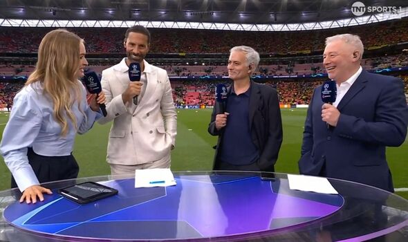 theMadridZone's tweet photo. 🗣️ Jose Mourinho: "Real Madrid's structure is so simple. Florentino Perez, Jose Angel Sanchez, the chief scout and the coach. That's it. It's absolutely correct and why they win." https://t.co/aVz7SYLa7y