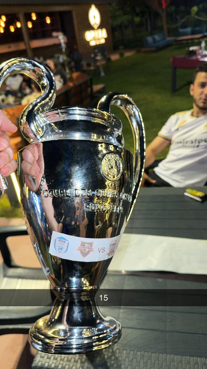 7ameii's tweet photo. Hala Madrid 
15 
#halamadridynadamás https://t.co/zAgwFgCb9Z