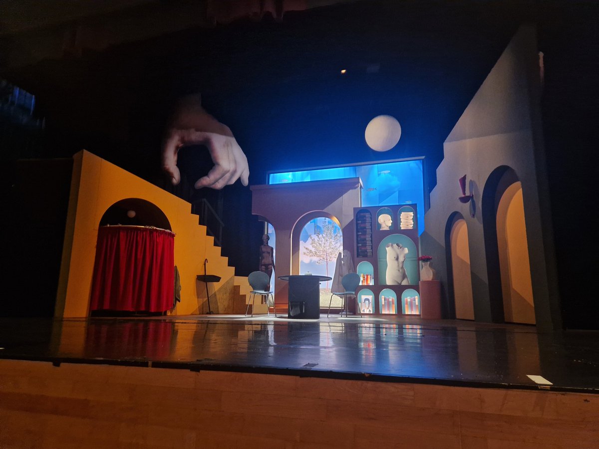 Alice De-Warrenne tweet media