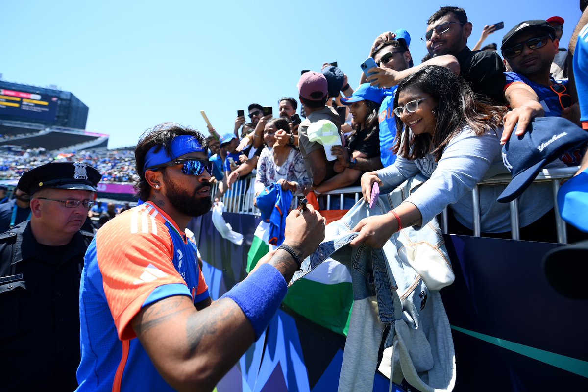 hardik pandya tweet media