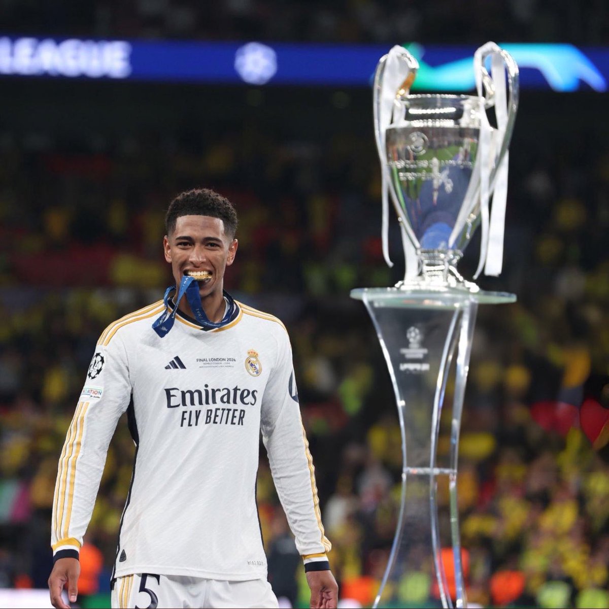 Milan_Vecera's tweet photo. ✅ #REALMADRİD https://t.co/yHi0737W1F