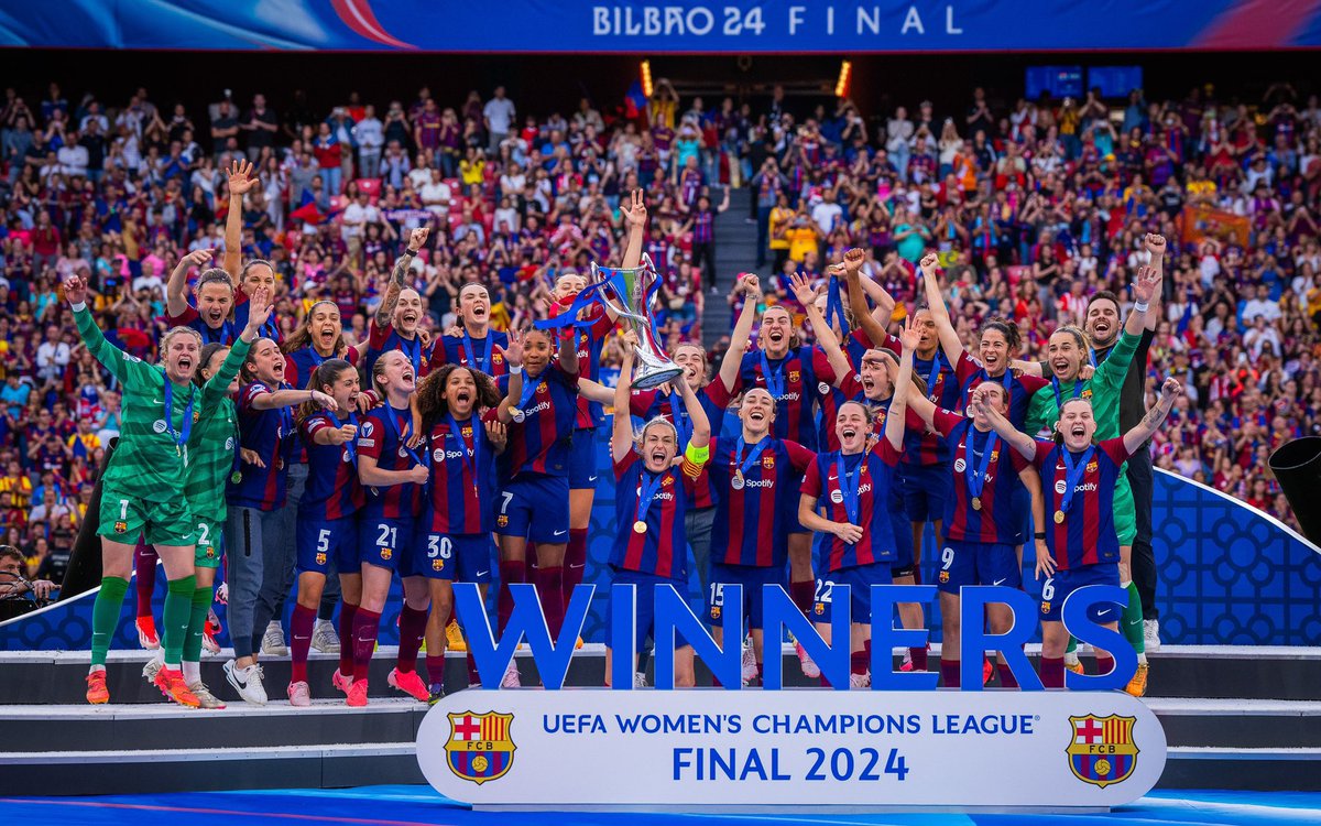 futbolinvisiBet's tweet photo. 🌟 ¡HISTÓRICO! 

🏆🏆 Primera vez en la historia que dos clubs españoles ganan el mismo año la Champions League femenina y masculina. 

@realmadrid 🤝🏻 @FCBfemeni https://t.co/zHust8RMyF