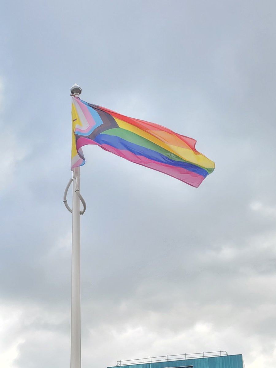 ConnorCeri's tweet image. As Pride month kicks off today, we raised the Progress Pride flag outside @UHSFT @SotonChildHosp yesterday showing our support and solidarity for our staff, patients, carers and all members of the LQBTQIA+ community. #Pride #WeAreUHS #ProudAlliance