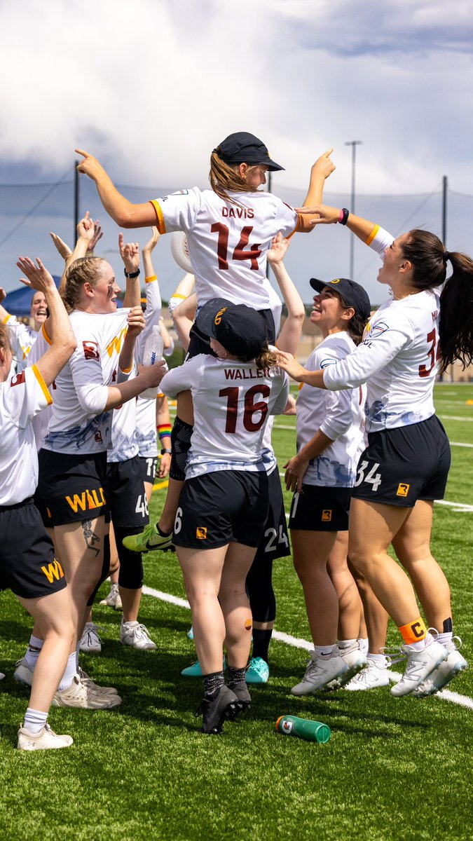 WULeague's tweet photo. 🥹 https://t.co/QusVEgwCIE