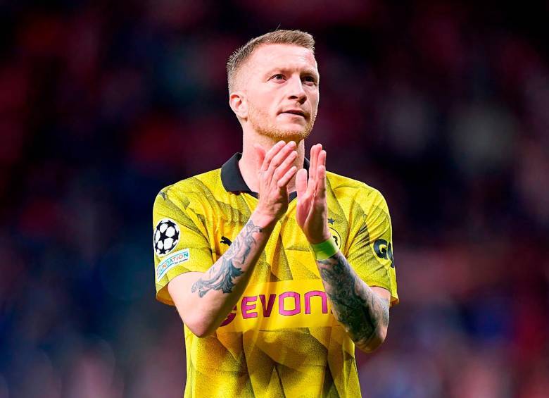 BVB_Goleador's tweet photo. Muchas gracias 🇩🇪Marco Reus, el fútbol no fué tan bueno contigo, tuviste lesiones que te impidieron explotar todo el potencial que tenías, pudiste haber salido hace tiempo pero decidiste quedarte, te deseamos suerte a donde quiera que vayas 🖤💛 https://t.co/QM7tizoL4z