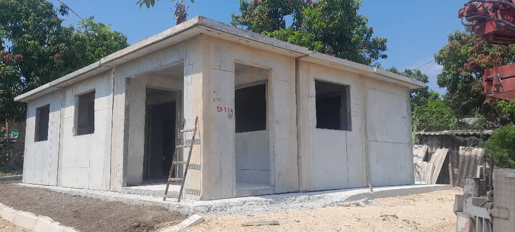 YaritzaDia896's tweet photo. Entrega la Empresa Construcción y Montaje Mariel modulo por las Reservas Voluntarias al Trabajador Ledesma de la Sección sindical Direccion de Equipos .Muchas Felicudadea a disfrutar 
#RevoluciónEsConstruir 
#UnidosConstruimosCuba 
#ArtemisaJuntosSomosMas https://t.co/ZSq01q5Po0