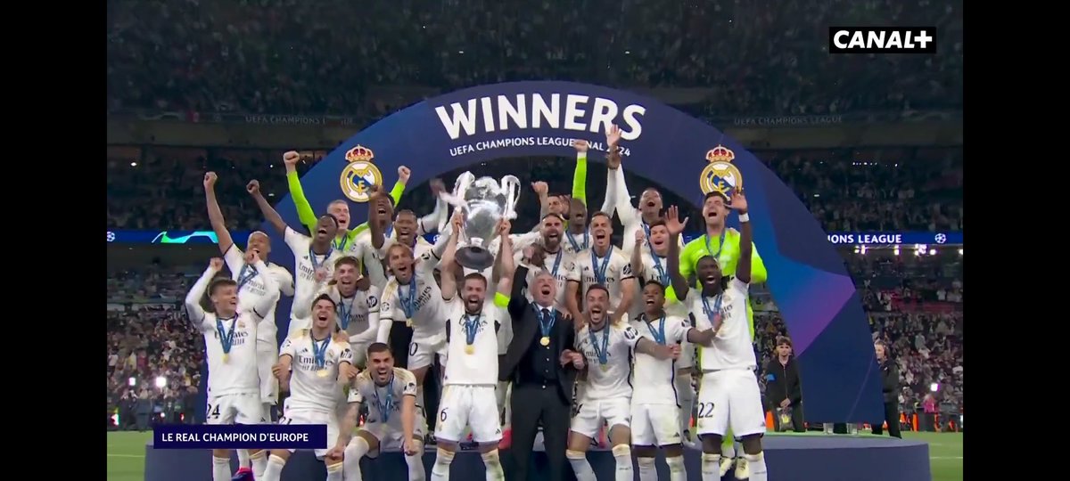 Janitraprn's tweet photo. #HalaMadrid https://t.co/zAdpv0yST5