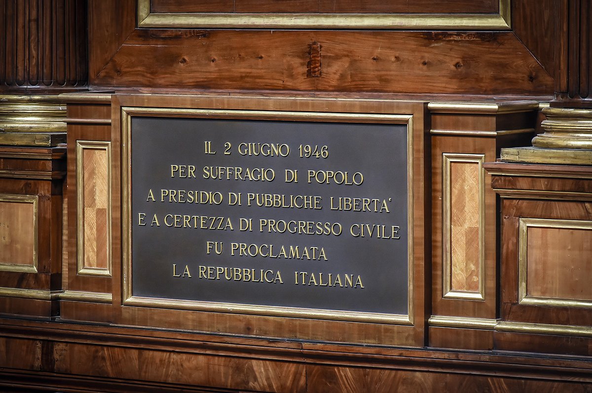 SenatoStampa's tweet photo. Il giorno #2giugno, data di fondazione della #Repubblica, è dichiarato festa nazionale ai sensi della legge 27 maggio 1949 n. 260 https://t.co/eSFrc5vtIH Iter del ddl presentato al Senato dal quinto Governo De Gasperi https://t.co/8HiYZVeLFX https://t.co/Axl5UKlNgK