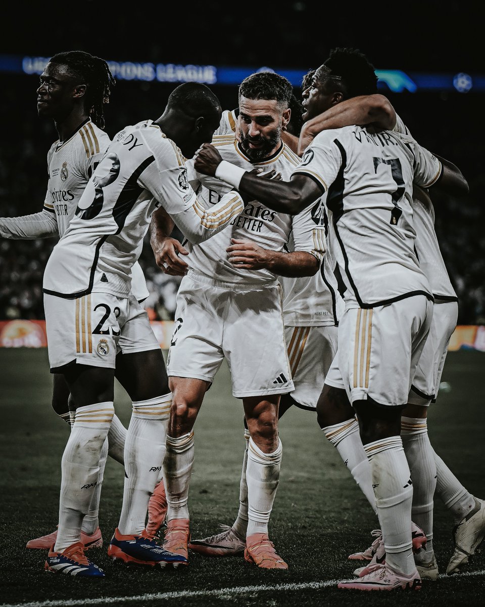 milysparty's tweet photo. be humble? no, we are kings of the champions league. https://t.co/EATXUGiS3V