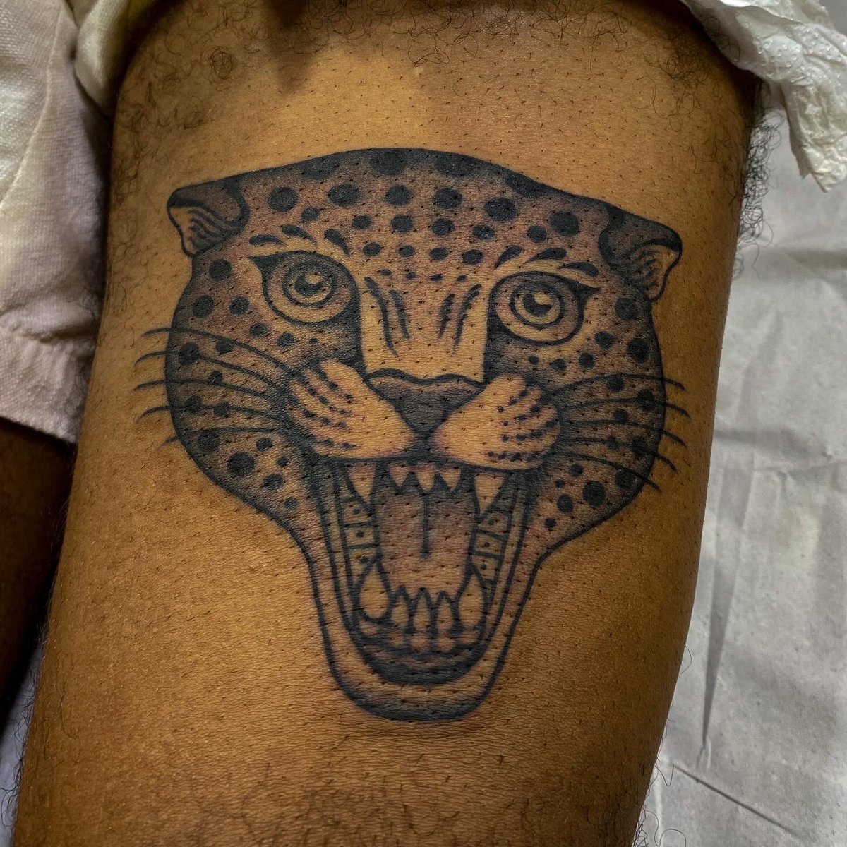 seco___________'s tweet photo. Agenda de Julho 
2 - 12 SP no Oráculo Tattoo 
12 - 18 BH no Estúdio Fogo 
18 - 28 RJ https://t.co/QynsQYjqM1