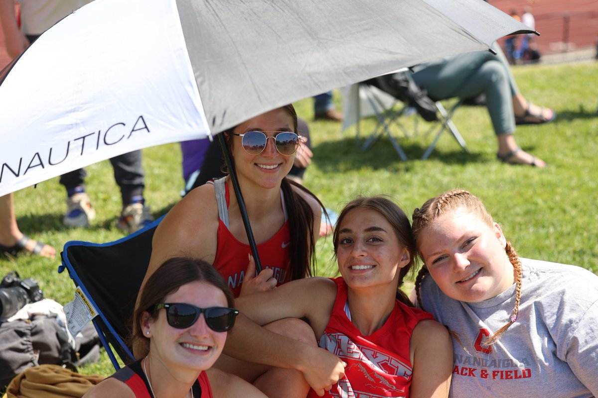 CdgaThrows's tweet photo. With a massive 34' effort in the shot today, Julia is headed to States for the pentathlon!  What an amazing throw to keep your momentum going!  It also puts her at #4 on the Top 10 list!  Great job! #CATrack #CanandaiguaProud https://t.co/sl2a3I2gCu