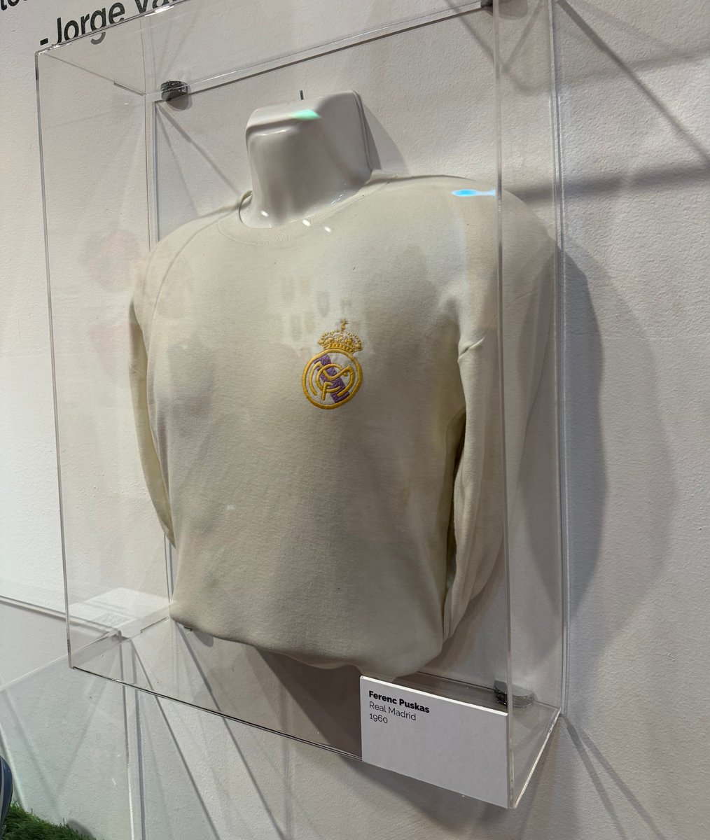 El <a href="/realmadrid/">Real Madrid C.F.</a> consigue su <a href="/ChampionsLeague/">UEFA Champions League</a> 15.

¡Felicidades a todos los aficionados merengues! 

Celébralo visitando nuestra exposición "El futbol como pretexto".

📍 Pabellón Cultural de Monterrey 📆 Martes a Domingo ⏰10 am a 6 pm 🎟️ Entrada libre 

📌 Hasta el 9 de Junio.
