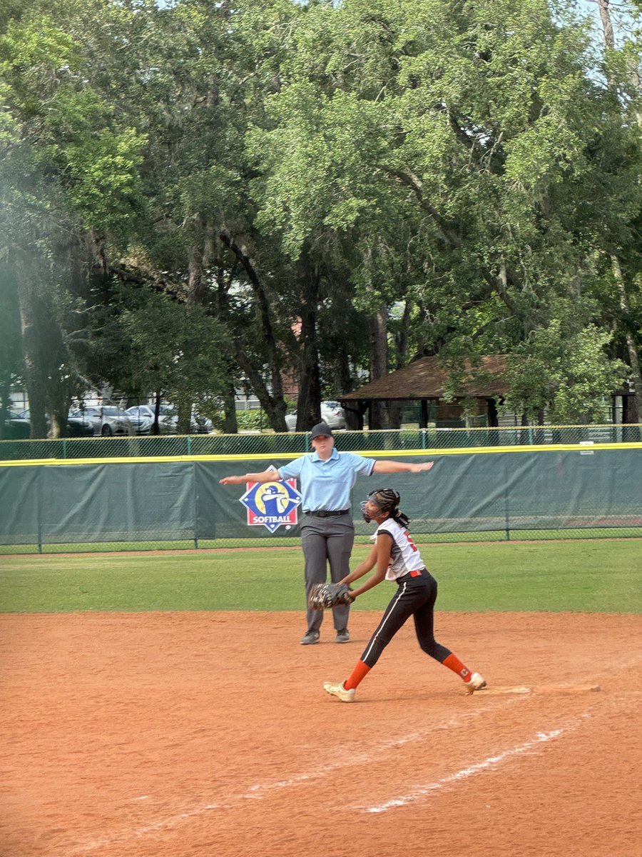 Abi Hooper tweet media