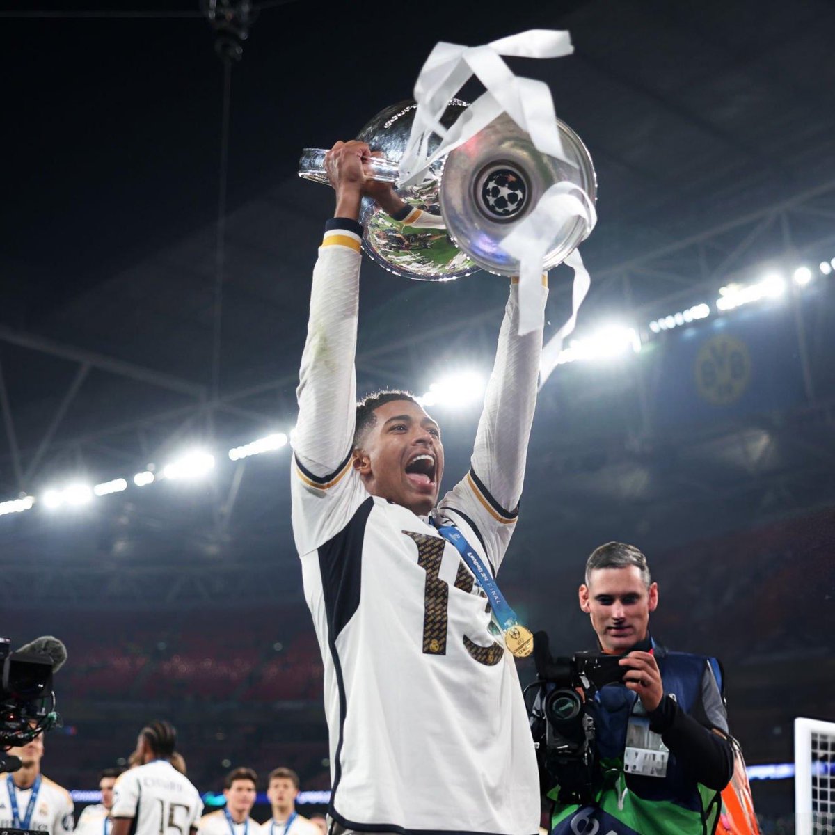 RM4Arab's tweet photo. دوري الأبطال الأول ل بيلينغهام 🔥🔥 https://t.co/Xuo0TXSOe3
