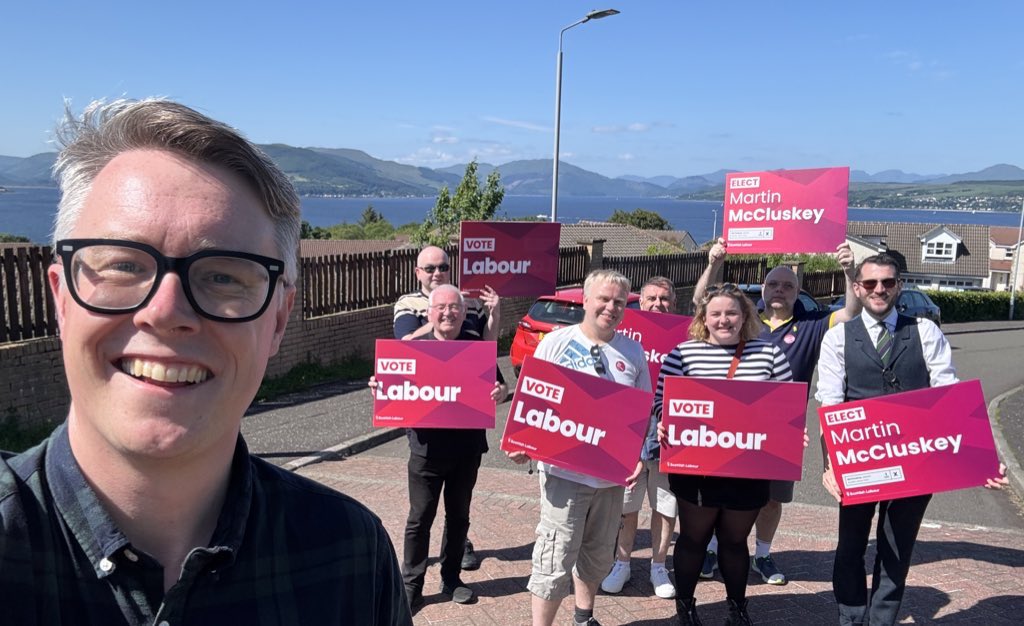 It was lovely to round off the trip to Inverclyde with a canvass session for @ScottishLabour's excellent candidate @martinmccluskey. Martin is dedicated to this community. We will work together across the Glasgow City Region to realise the River Clyde's vast industrial potential.
