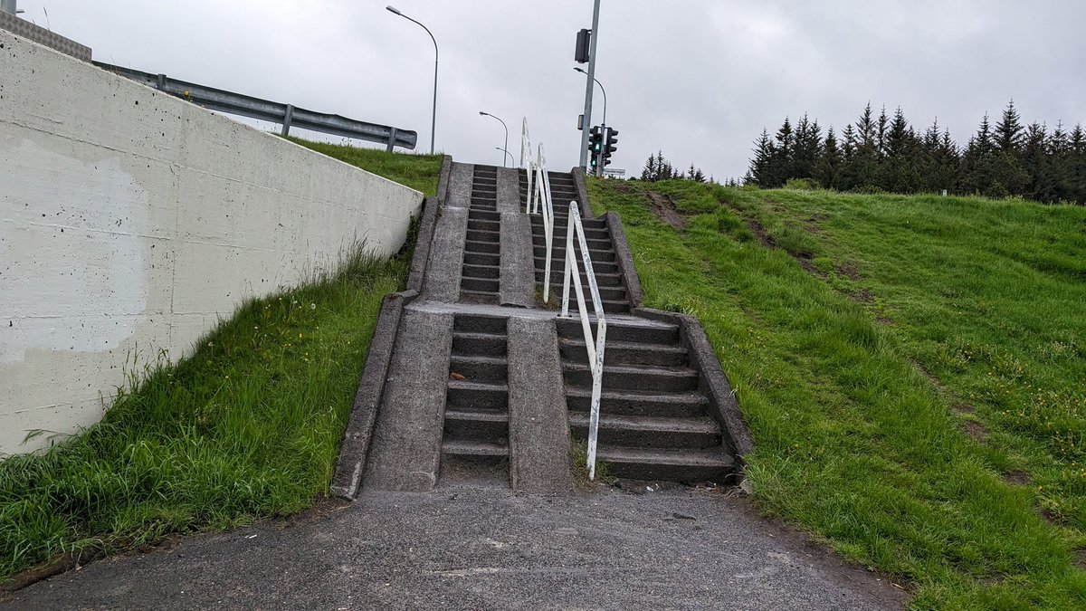 dongho_chang's tweet photo. Stair and runnel for bicycles in Iceland https://t.co/XqTZfv2T1o