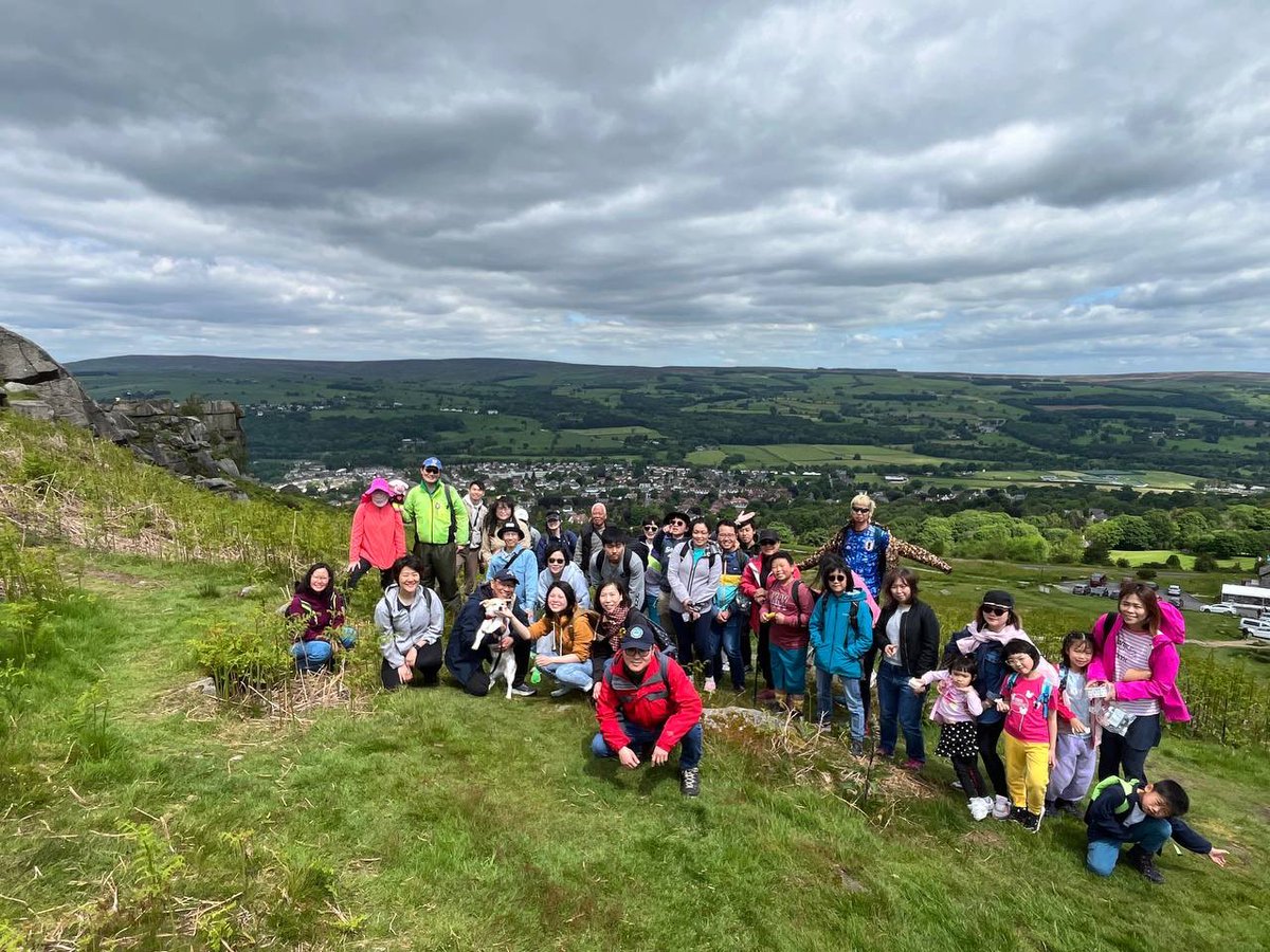 leedsumbrella's tweet photo. The #IlkleyMoor Cow and Calf hike was successfully completed! We had lovely weather today. It wasn't too sunny and hot while we were hiking, and when we reached the #CowandCalf, the weather was clear. We were delighted to capture the picturesque #Yorkshire countryside! https://t.co/932rLvPPyo
