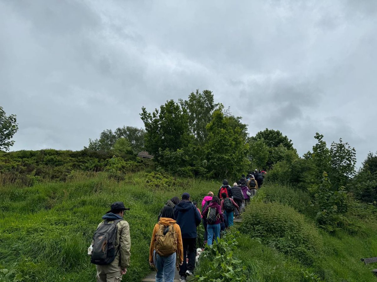 leedsumbrella's tweet photo. The #IlkleyMoor Cow and Calf hike was successfully completed! We had lovely weather today. It wasn't too sunny and hot while we were hiking, and when we reached the #CowandCalf, the weather was clear. We were delighted to capture the picturesque #Yorkshire countryside! https://t.co/932rLvPPyo