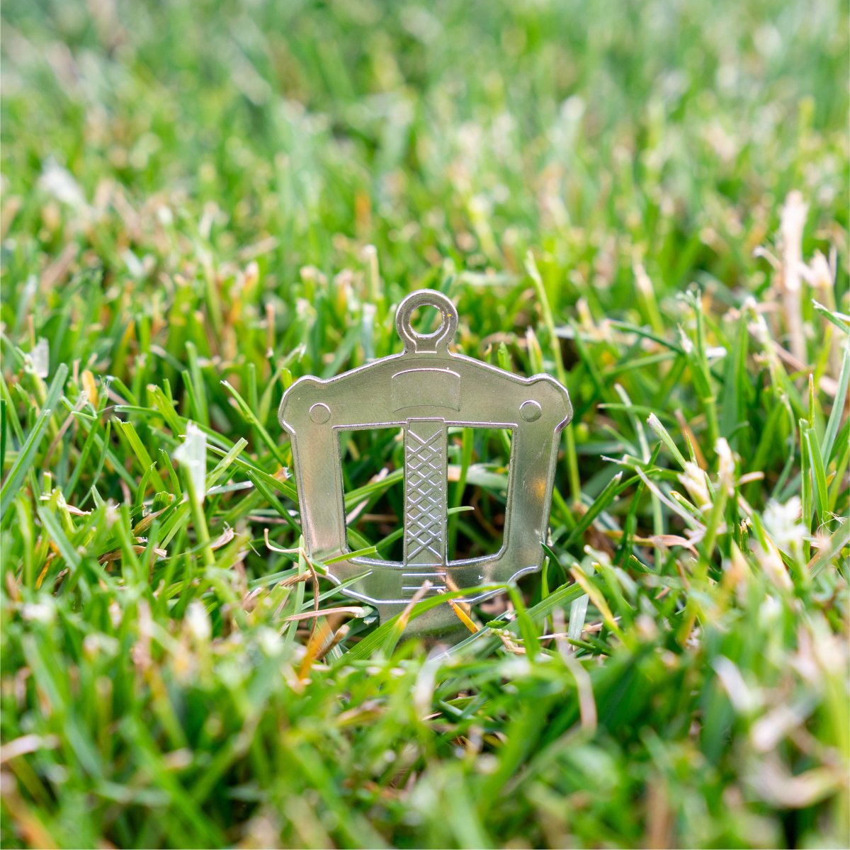 HerosArmory's tweet photo. Happy World Environment Day! Let's keep our world safe - we can't hop into a new one like Sora. 🌏

Get this key today -> https://t.co/yJUchTgVBI

#worldday #worldenvironmentday #herosarmory #swordkey #swordkeys #kingdomhearts #kingdomkey #sora #riku #kairi https://t.co/4duDnb5d7O
