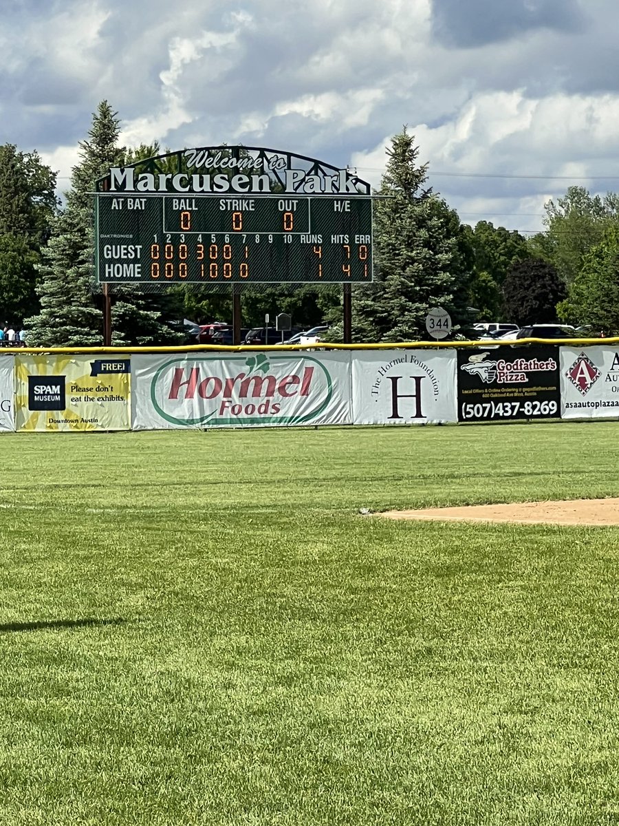 Winhawk Baseball tweet media