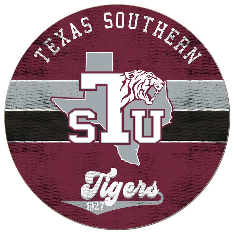 BennyOkwura88's tweet photo. #AGTG After a great convo with @CoachHaney_ I’m blessed to receive an offer from my hometown Texas Southern! #TheSauceU #ENFD
@MarshallRivals
@STHFootball
@CoachMcGuire16
@CoachDavis82
@CoachConaire
@JScruggs247
@AndrewHatts https://t.co/W6Pk7MDy6t