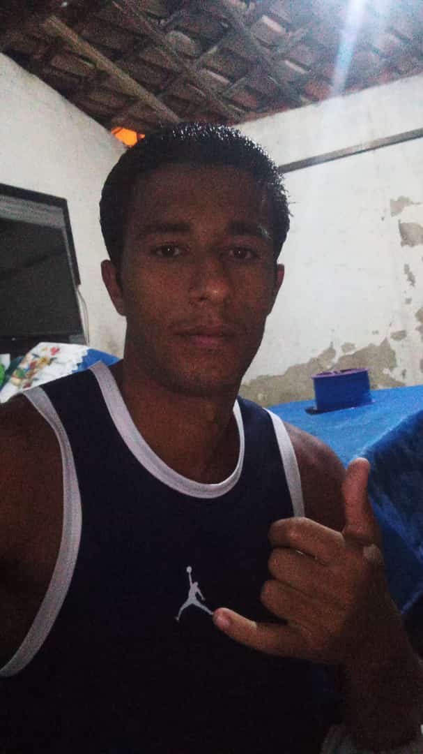 IGFARIAS2's tweet photo. As vezes o problema é grande
Mas a vitoria é maior ainda. Fé https://t.co/gPessnZ8xm