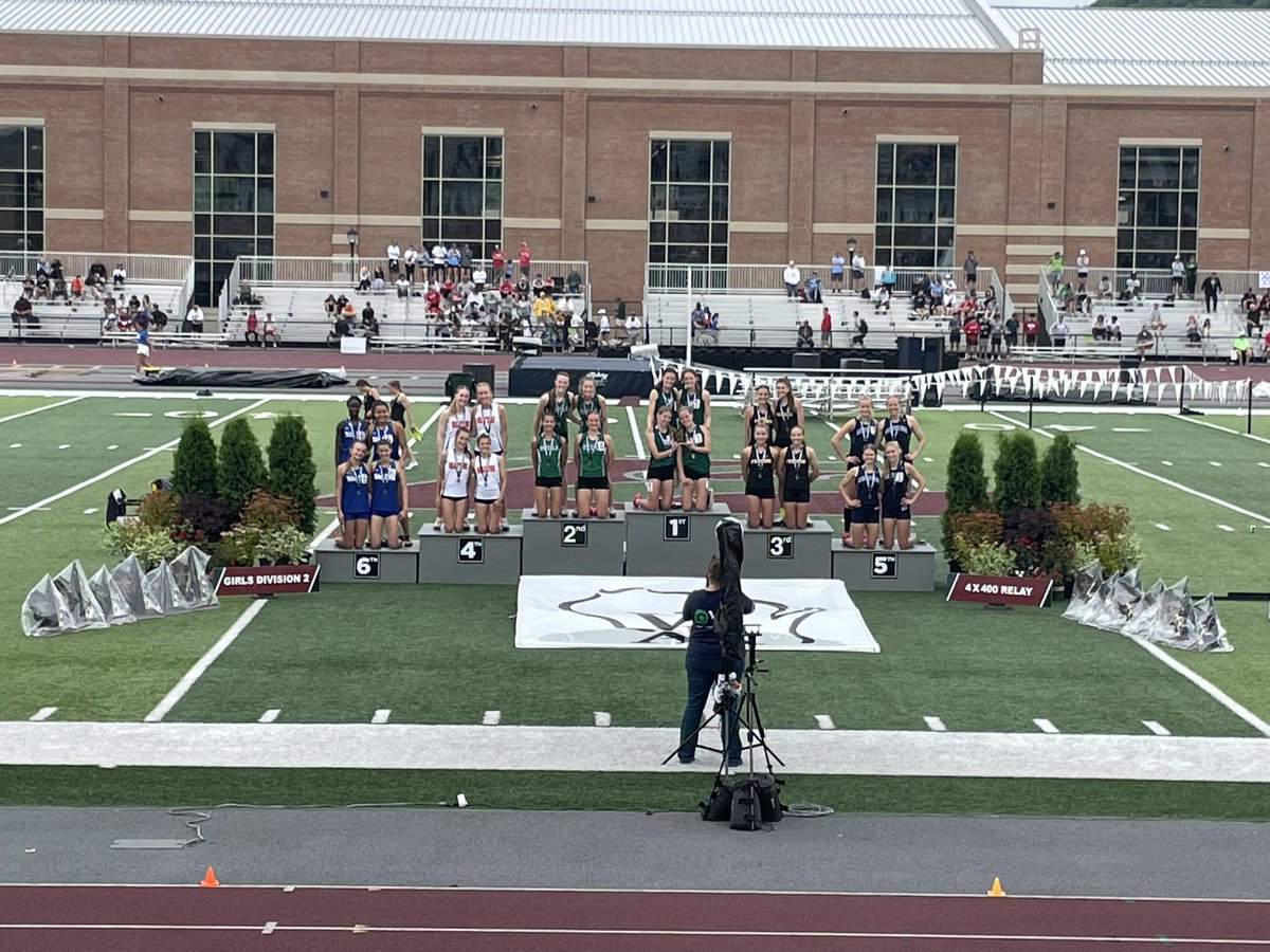 🚨STATE T&amp;F UPDATE🚨

Congratulations to the girls 4x400 meter relay on finishing in 4th place!

The team of Sewell, Morgan,  Tagliapietra, and Gehrke lowered their school record to 3:58.59!

#Proud #BlackHawkPride