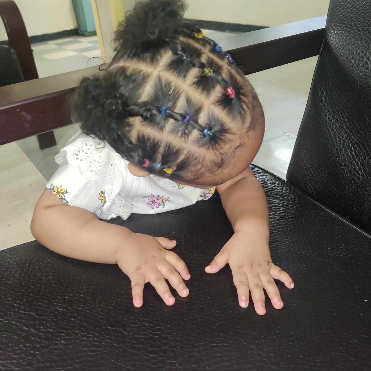 Mom2Elina's tweet photo. I swear she loves testing me. Lol She does this all day. Like just let me cook, please! #toddlershenanigans #toddlergirl #parenting #momlife #laugh https://t.co/Vud5ZJ2XoN