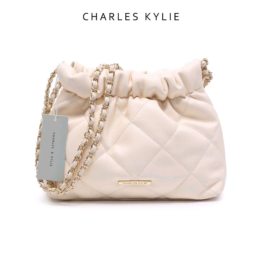 naidnur12's tweet photo. Cek CHARLES KYLIE - Tas Wanita Kylie/Shoulder Bag Wanita/Tas Bahu kekinian fashion import /Shoulder Bag  kylie Ter Best Seller #2537 dengan harga Rp138.000. Dapatkan di Shopee sekarang! https://t.co/BdXJIrL9Eh https://t.co/n3vnHJ23CF