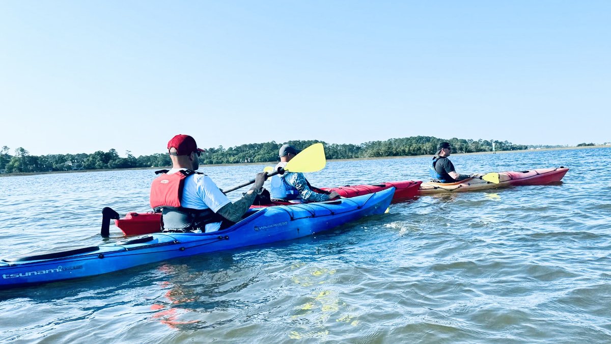 armyARCP's tweet image. Soldiers, staff and Cadre at the #FtStewart SRU had a #kayaking #AdaptiveReconditioning Trip. They engaged in relaxing activities to improve their mental well-being and to increase camaraderie and hobby facilitation.

“Never Leave the Fallen, #IronGuardians.”

#ARCP #MentalHealth