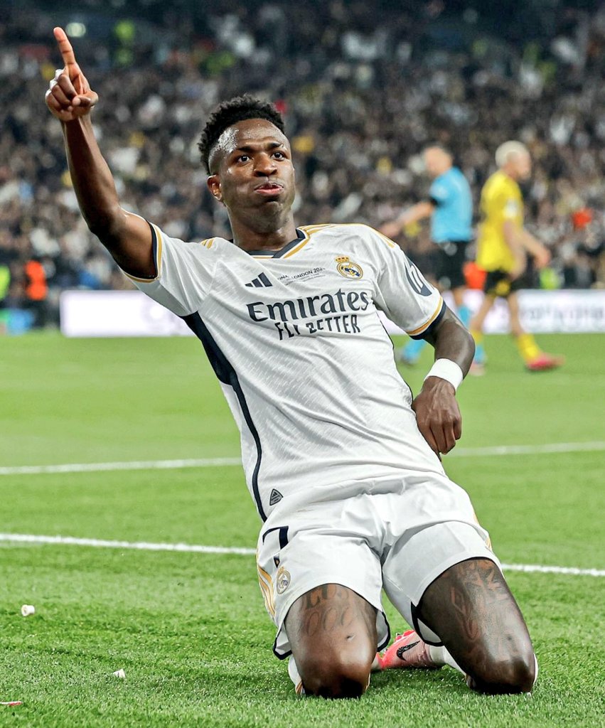 _z2ll's tweet image. ✨💛🤍