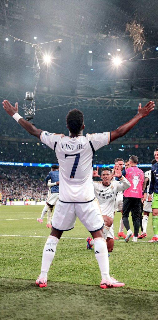 _z2ll's tweet image. ✨💛🤍