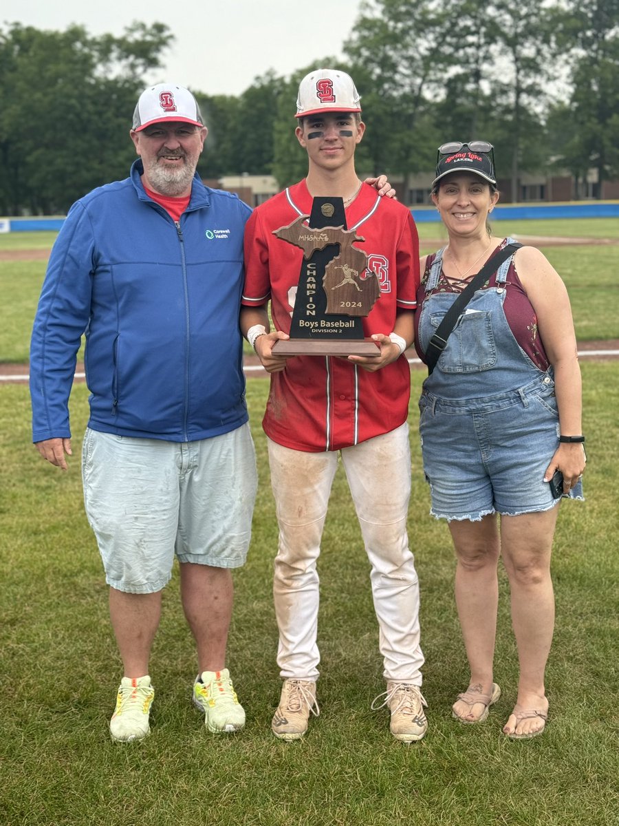 AlexBatka2025's tweet image. #MHSAA #DistrictChamps #GoLakersGo #Grit #BaseballLife