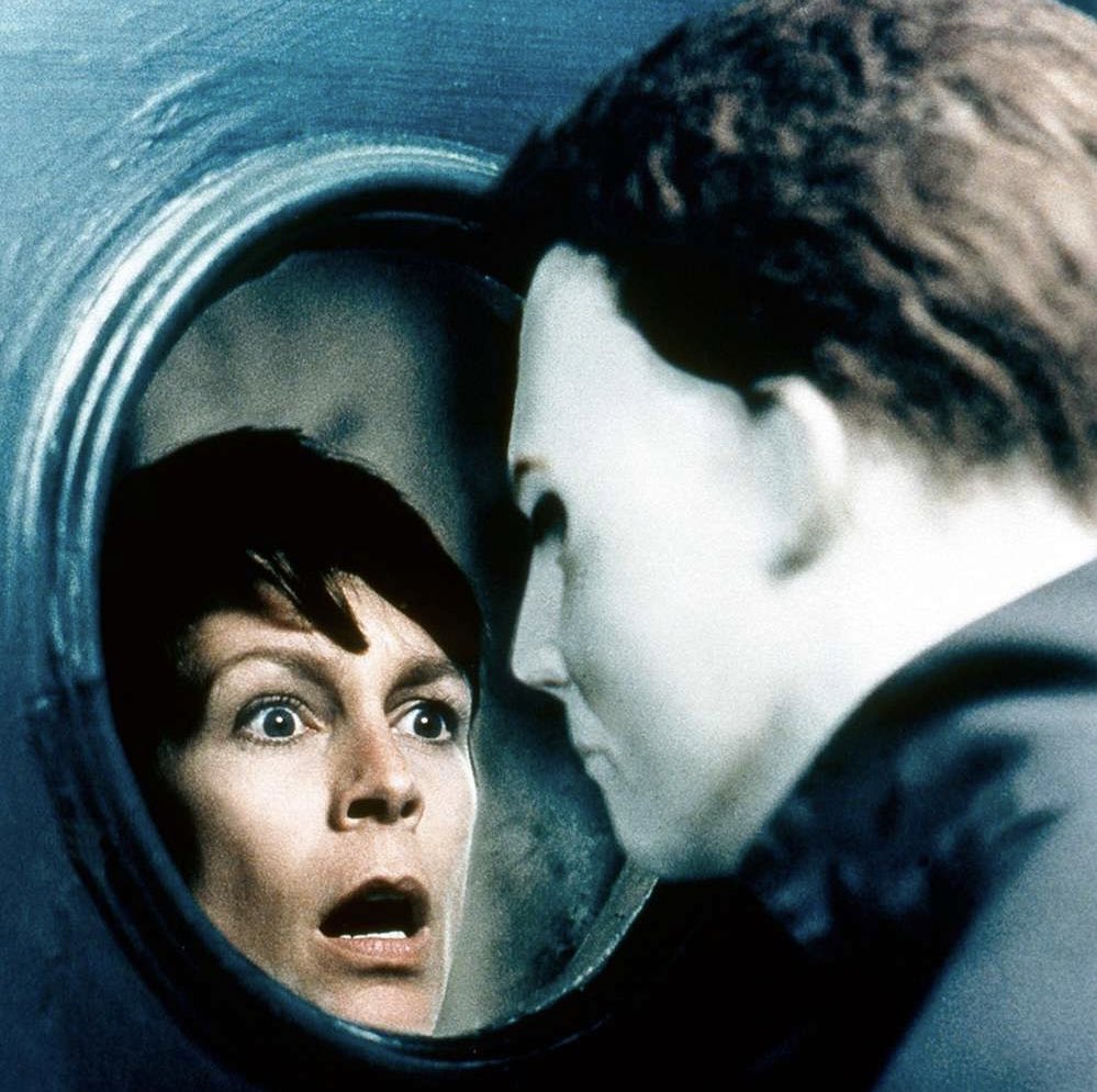 BrentTerhune's tweet photo. Me not answering the door when someone comes over without texting first https://t.co/znpi8xSXnj