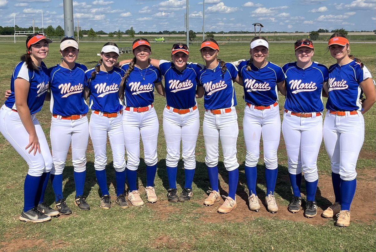 And so it begins.(missing Brooklyn x2)
Chickasha we’re here with Moxie.