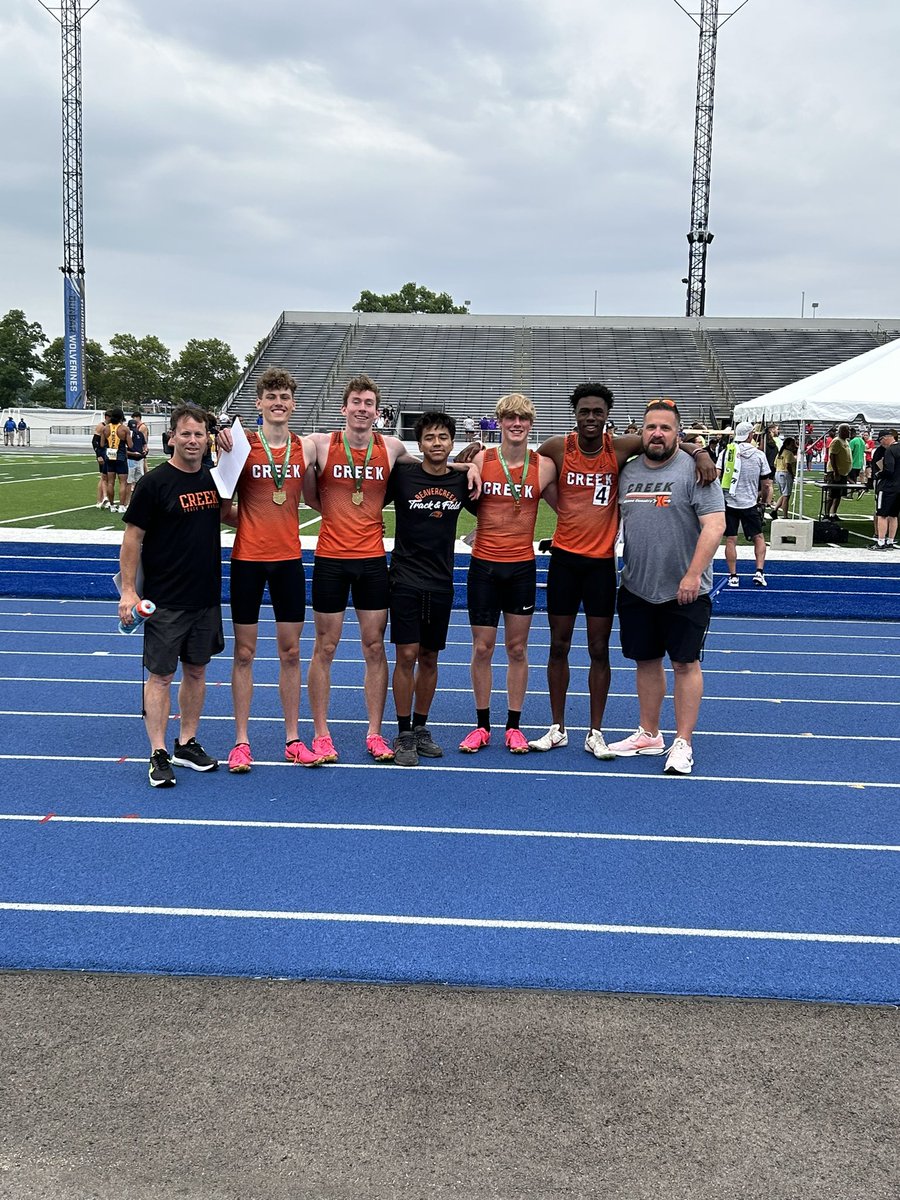 creekxc's tweet photo. 🚨State Champions🚨 4x400 team @LCaswell24 @gluck_liam Aaden H @KadenEllerbe  take 🥇 🥇🥇🥇@OHSAASports State Championship! @bcreekathletics https://t.co/Cn6dZy2zI2