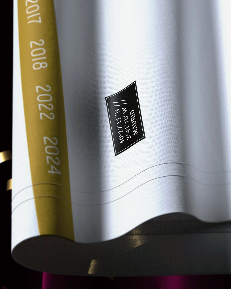 Históricoooo! La camiseta "Gloria del Bernabéu" ya tiene la 15ª incluida! 🏆✨

Para celebrarlo, sorteamos una de ellas!

Para participar:
1️⃣ Sigue a <a href="/MadridismoreaI/">Real Madrid Fans 🤍</a> y <a href="/momutoteams_es/">MOMUTO</a>
2️⃣ RT/Like ❤️
3️⃣ Etiqueta 1 Madridista
