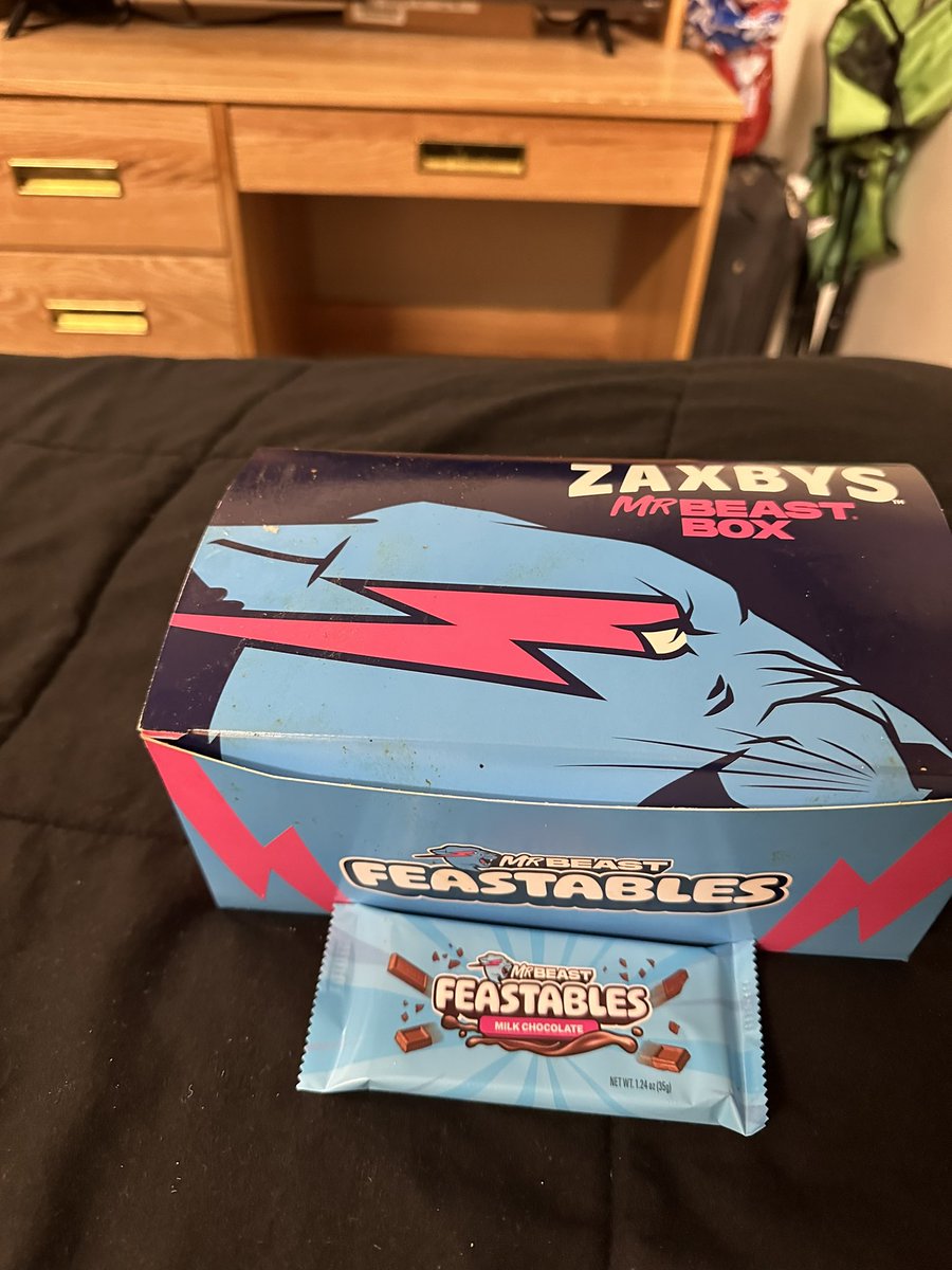 BinkBonkers's tweet photo. @MrBeast Watched it and loved it! I was wanting to try Zaxby’s for the first time and you finally convinced me 🤣 https://t.co/eCLbSO2hh9