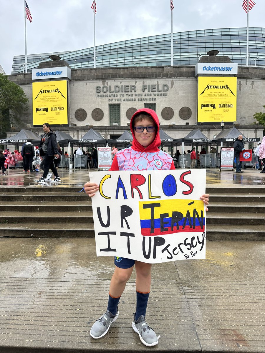 ScottLesht's tweet photo. Vamos @ChicagoFire #cf97 https://t.co/Wbe2G6nZ9m