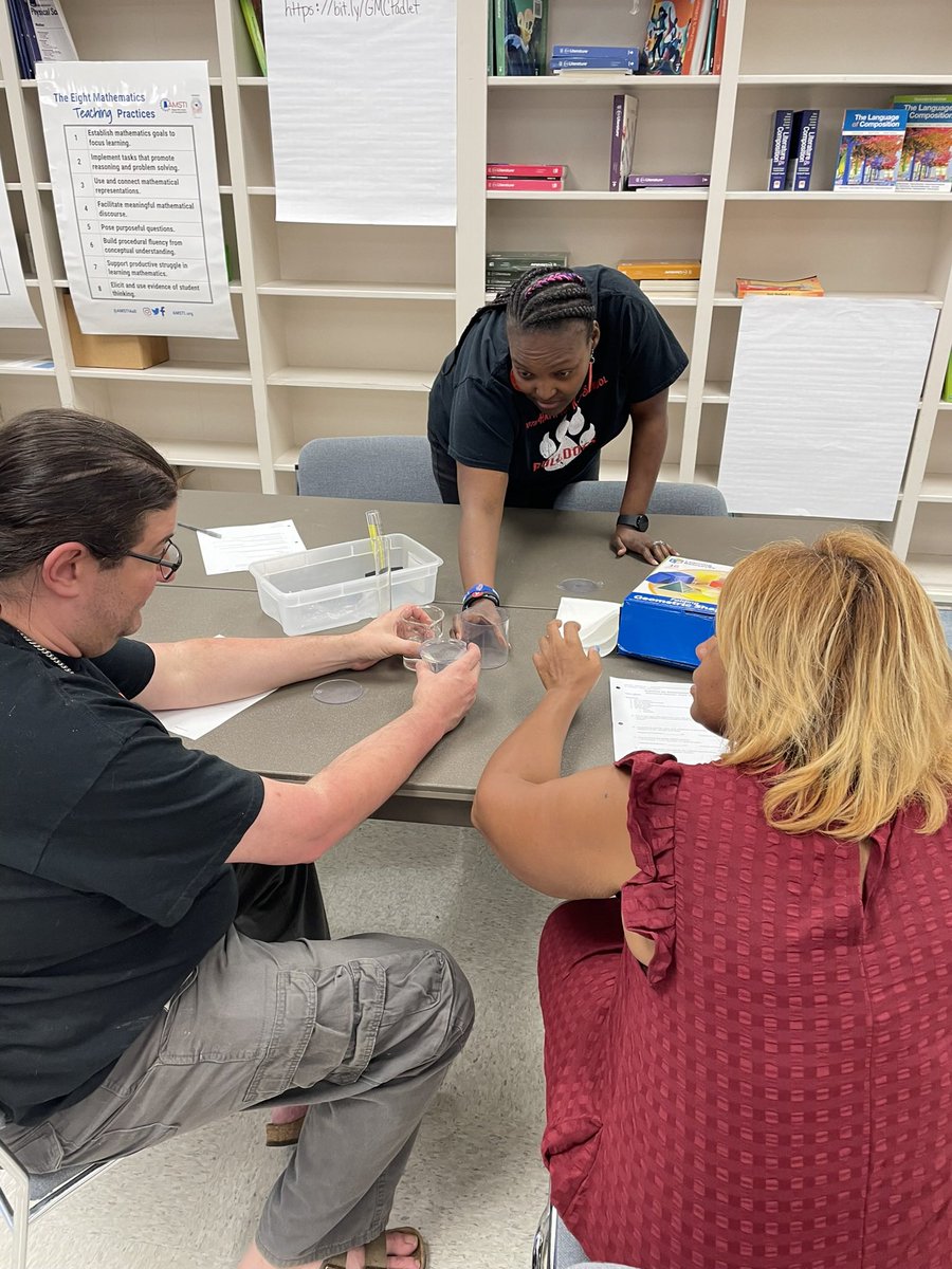 Mrs. Roddy tweet media