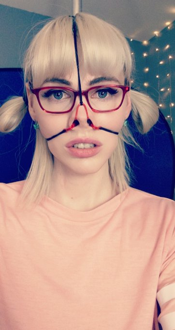 Merry pride! 🌈 https://t.co/a9FV0iY4QB