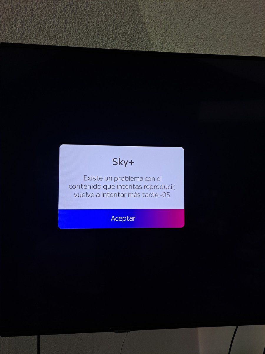 lonpefk's tweet photo. @skymexico que servicio tan mas chafa, hay que estar reiniciando el equipo, ya se los reporté varias veces, ya les mandé MD, que se iban a contactar  y nada, hablas y no saben que hacer, asco de servicio. https://t.co/IqncbQCuHm